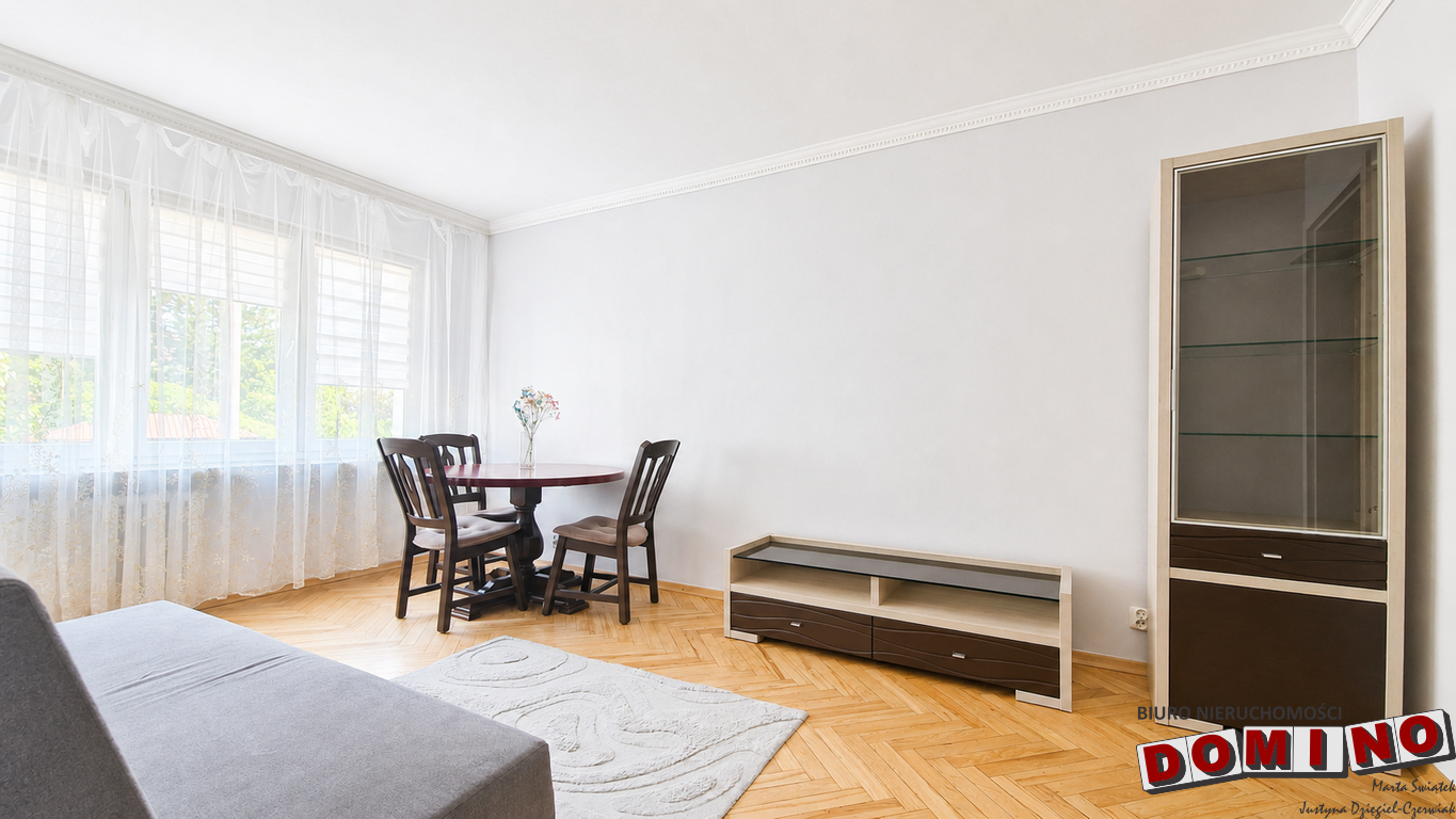 ul. Żwirki i Wigury, 3 pokojowe mieszkanie na parterze, loggia, 1400 zł